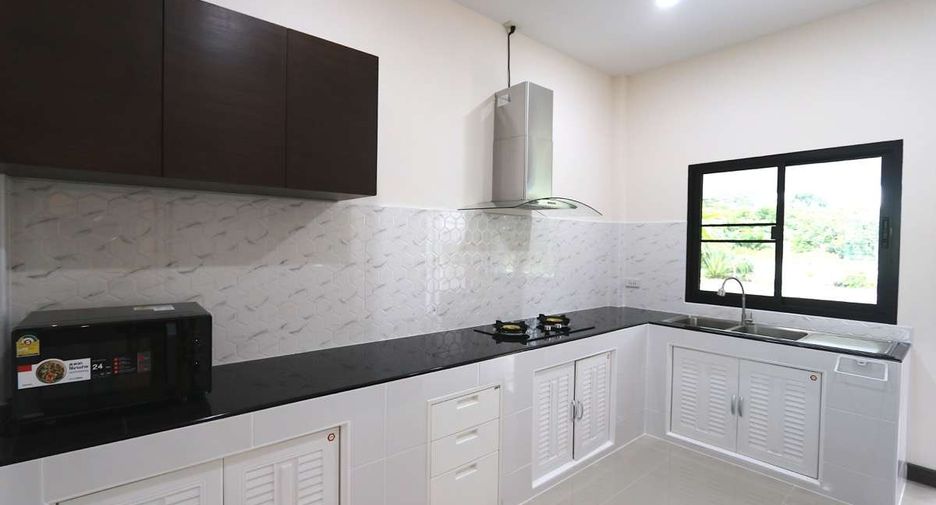 For rent 3 bedrooms house in San Sai, Chiang Mai