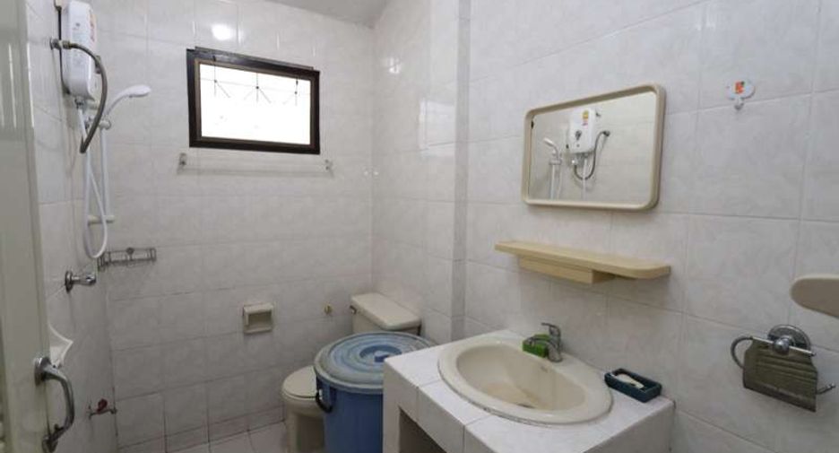 For rent 2 bedrooms house in Mueang Chiang Mai, Chiang Mai