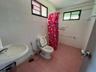 For rent 7 bedrooms house in Mueang Chiang Mai, Chiang Mai