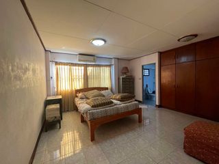 For rent 7 bedrooms house in Mueang Chiang Mai, Chiang Mai