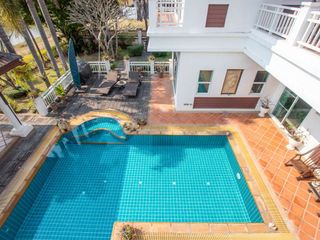 À vendre 4 chambres maison à Mae On, Chiang Mai