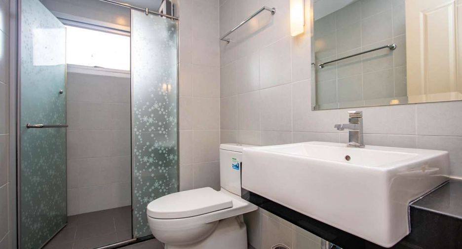 Condo en alquiler de 2 habitaciones en Mueang Chiang Mai, Chiang Mai