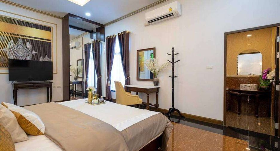 For rent 4 bedrooms house in Mueang Chiang Mai, Chiang Mai