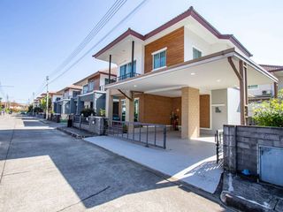 For rent 3 bedrooms house in San Kamphaeng, Chiang Mai