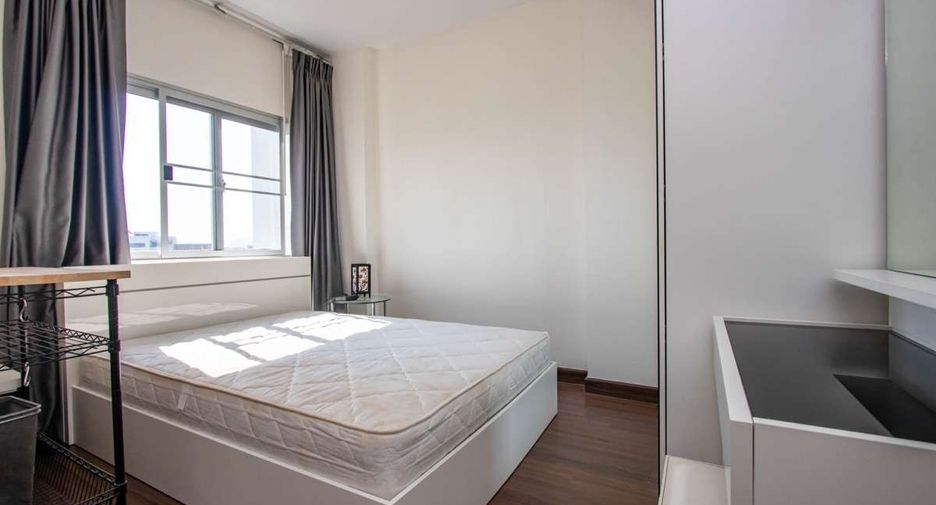 Condo en alquiler de 2 habitaciones en Mueang Chiang Mai, Chiang Mai