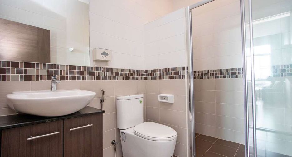 For sale 2 bedrooms condo in Mueang Chiang Mai, Chiang Mai