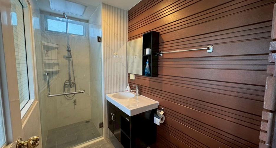 For rent 2 bedrooms condo in Mueang Chiang Mai, Chiang Mai