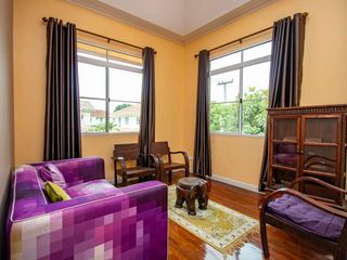 For rent 4 bedrooms house in Mueang Chiang Mai, Chiang Mai