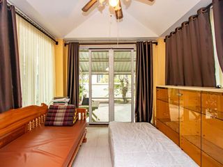For rent 4 bedrooms house in Mueang Chiang Mai, Chiang Mai