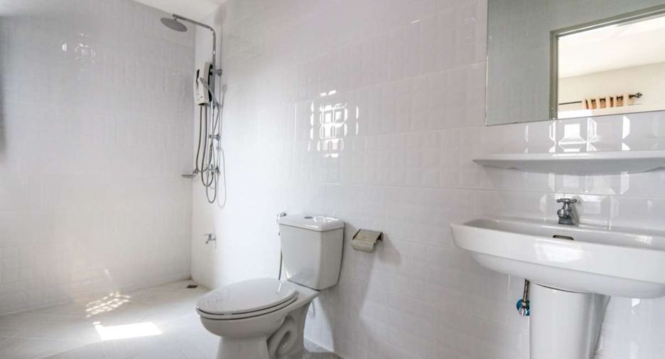 For rent 4 bedrooms house in San Sai, Chiang Mai