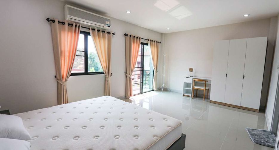For rent 4 bedrooms house in San Sai, Chiang Mai