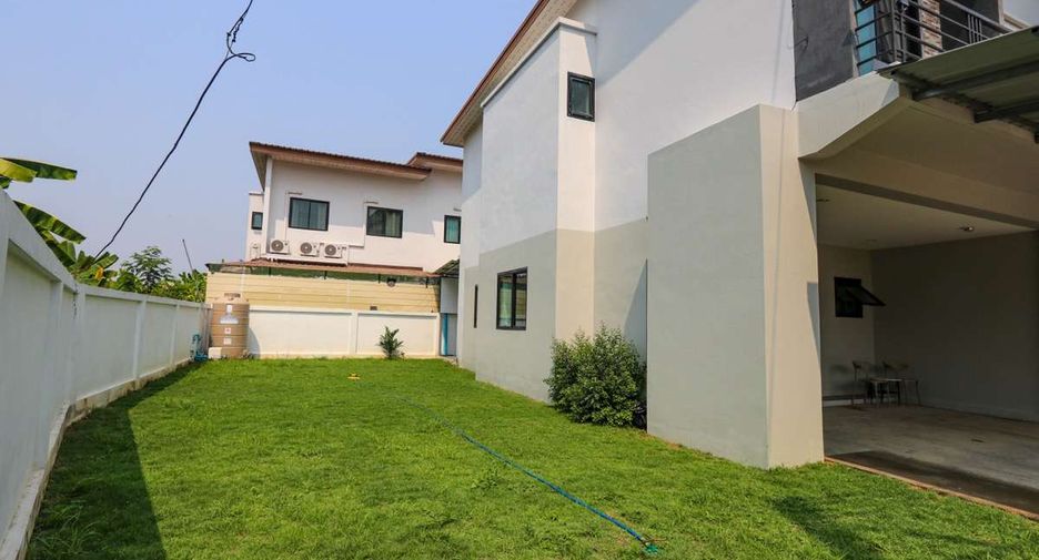 For rent 4 bedrooms house in San Sai, Chiang Mai