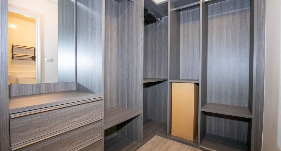 Condo en alquiler de 2 habitaciones en Mueang Chiang Mai, Chiang Mai