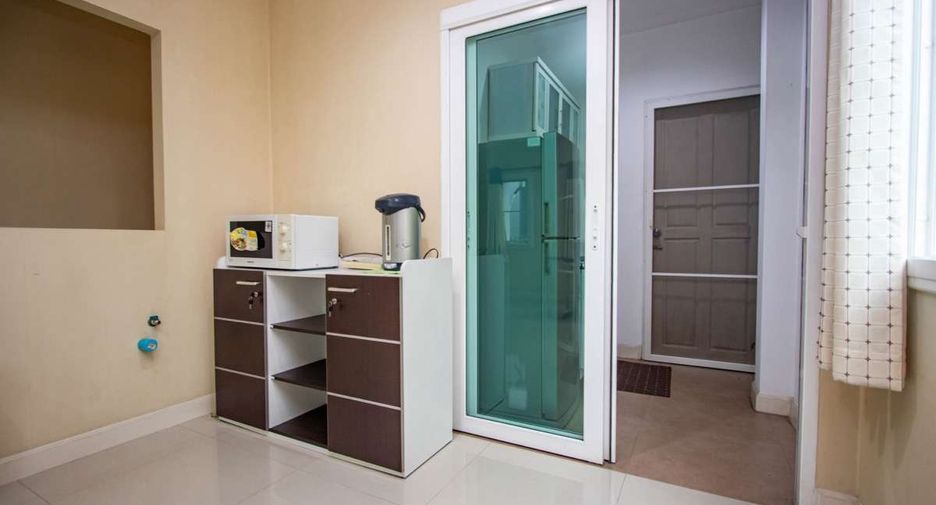 Продажа 3 спальни дом в Mueang Chiang Mai, Чианг Маи