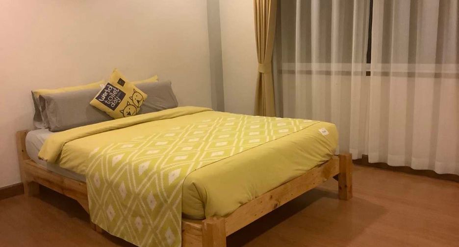 For rent 5 bedrooms house in Mueang Chiang Mai, Chiang Mai