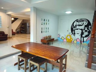 For rent 5 bedrooms house in Mueang Chiang Mai, Chiang Mai