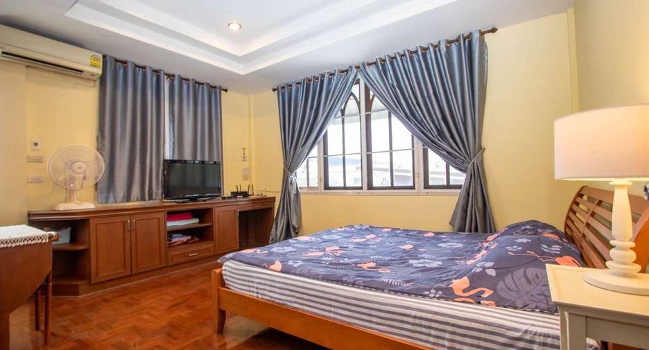 For rent 3 bedrooms house in Mueang Chiang Mai, Chiang Mai