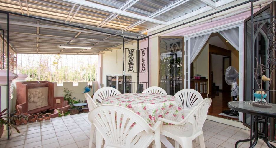 For rent 3 bedrooms house in Mueang Chiang Mai, Chiang Mai