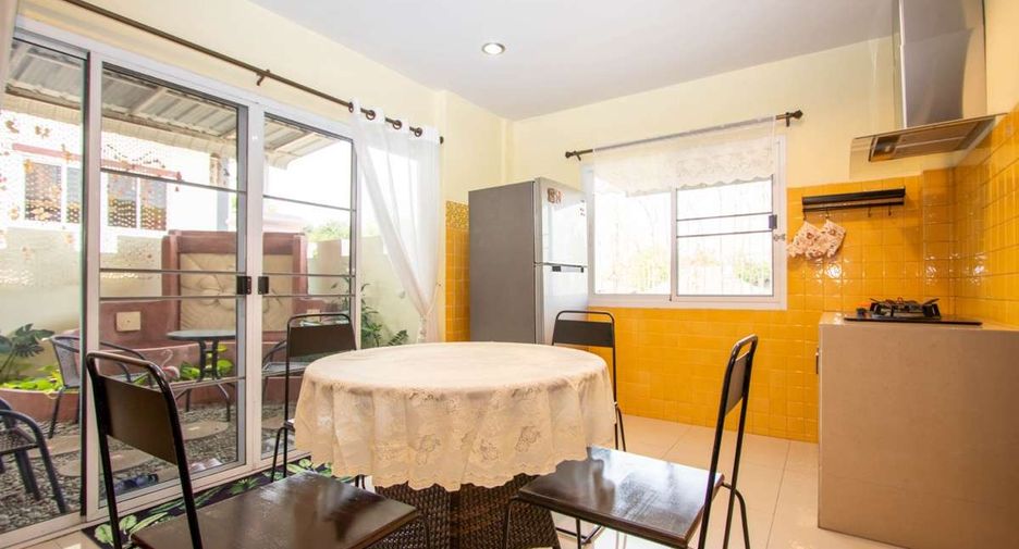 For rent 3 bedrooms house in Mueang Chiang Mai, Chiang Mai