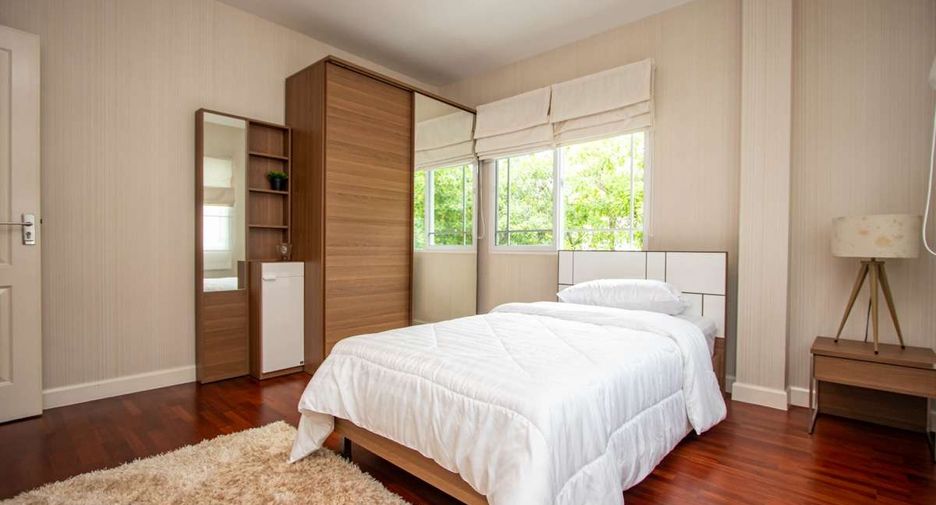 À vendre 4 chambres maison à San Kamphaeng, Chiang Mai