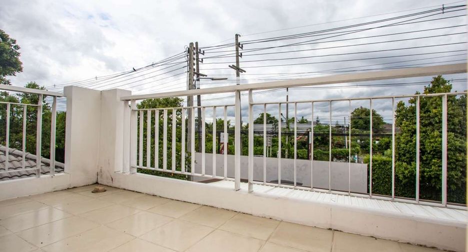À vendre 4 chambres maison à San Kamphaeng, Chiang Mai