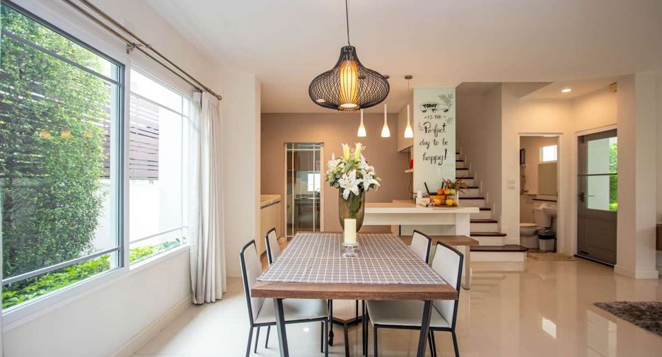 À vendre 4 chambres maison à San Kamphaeng, Chiang Mai