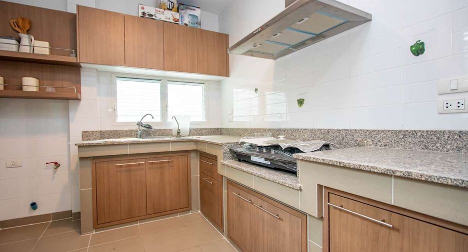 À vendre 4 chambres maison à San Kamphaeng, Chiang Mai