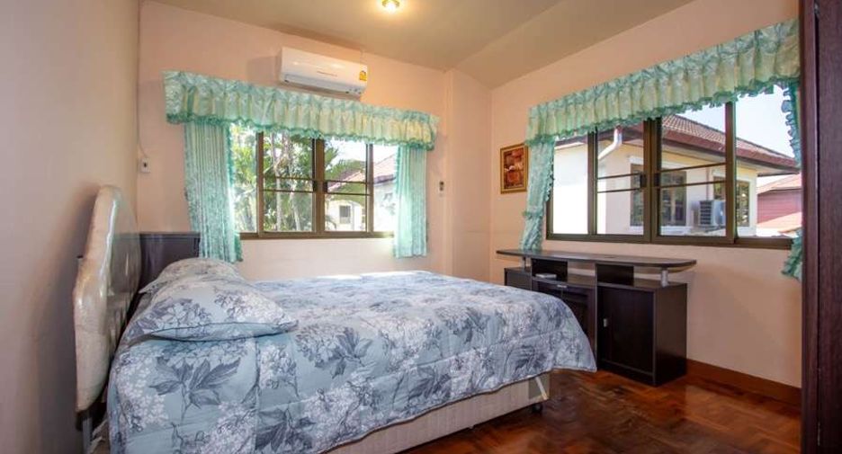 For rent 4 bedrooms house in San Sai, Chiang Mai