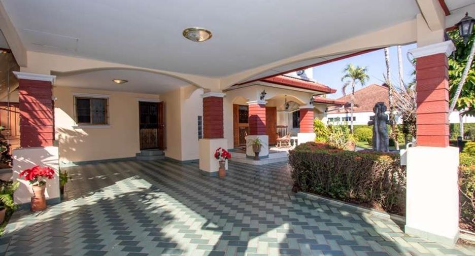 For rent 4 bedrooms house in San Sai, Chiang Mai