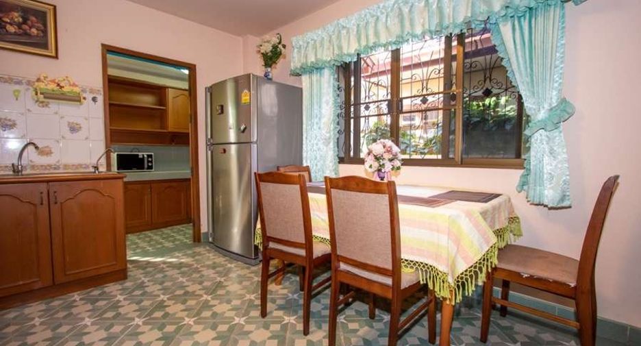 For rent 4 bedrooms house in San Sai, Chiang Mai