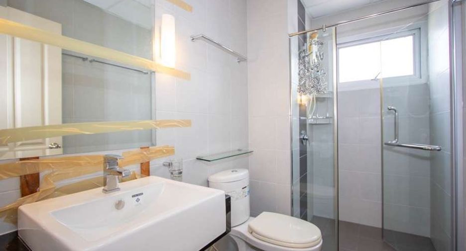For rent 2 bedrooms condo in Mueang Chiang Mai, Chiang Mai