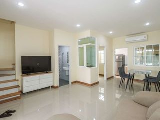 For rent 3 bedrooms house in Mueang Chiang Mai, Chiang Mai