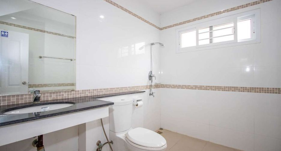 For rent 3 bedrooms house in San Kamphaeng, Chiang Mai