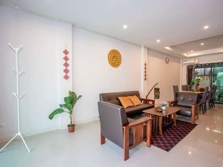 For rent 4 bedrooms house in Mueang Chiang Mai, Chiang Mai
