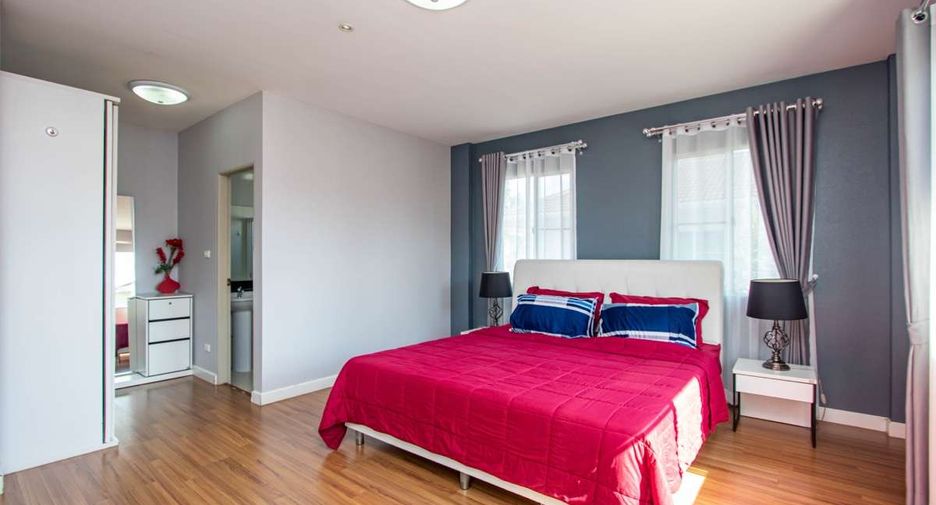 For rent 3 bedrooms house in San Sai, Chiang Mai