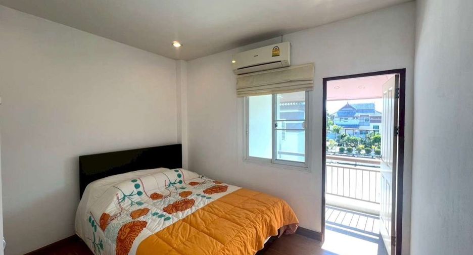 For rent 4 bedrooms house in San Sai, Chiang Mai