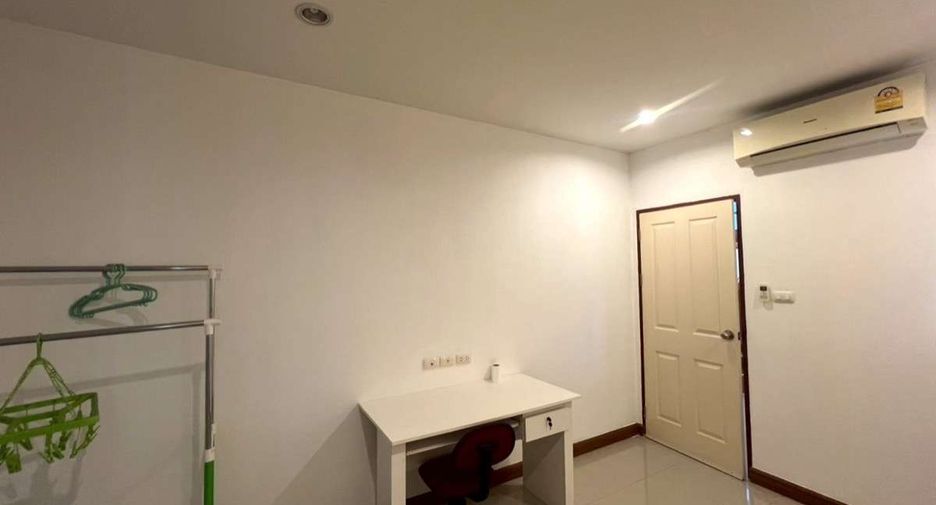 For rent 4 bedrooms house in San Sai, Chiang Mai