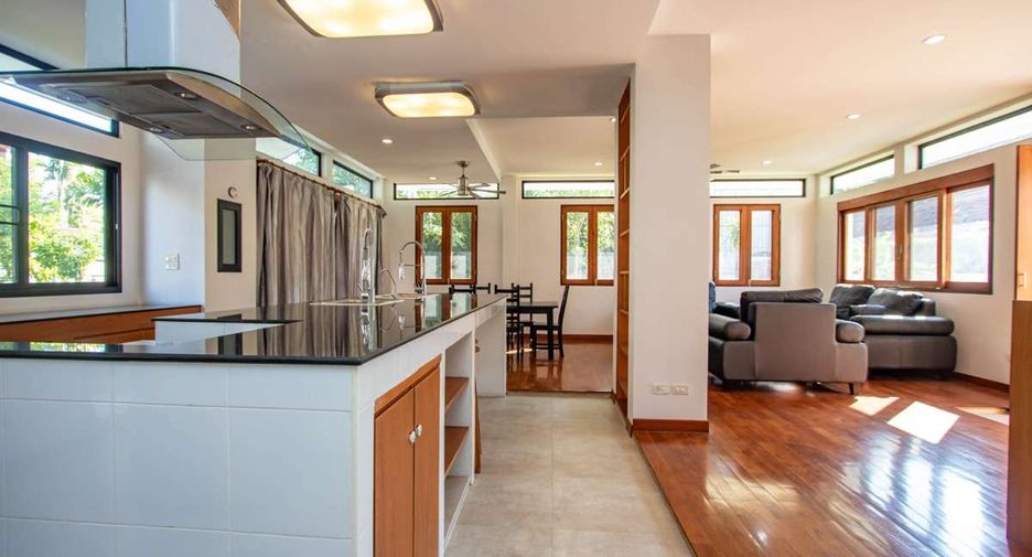 À louer 3 chambres maison à Mueang Chiang Mai, Chiang Mai