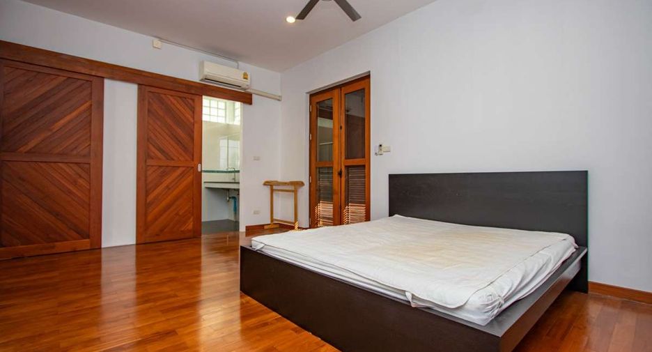 À louer 3 chambres maison à Mueang Chiang Mai, Chiang Mai