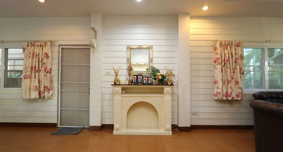For rent 6 bedrooms house in Mueang Chiang Mai, Chiang Mai