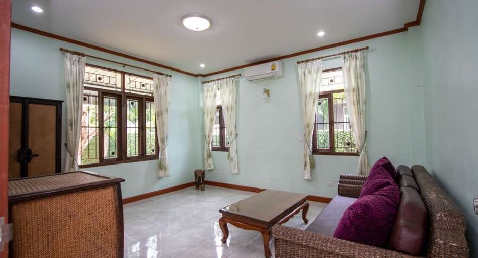For rent 4 bedrooms house in Mueang Chiang Mai, Chiang Mai