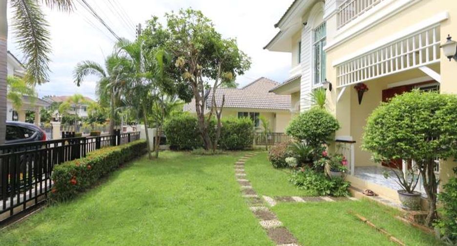 For rent 3 bedrooms house in Doi Saket, Chiang Mai
