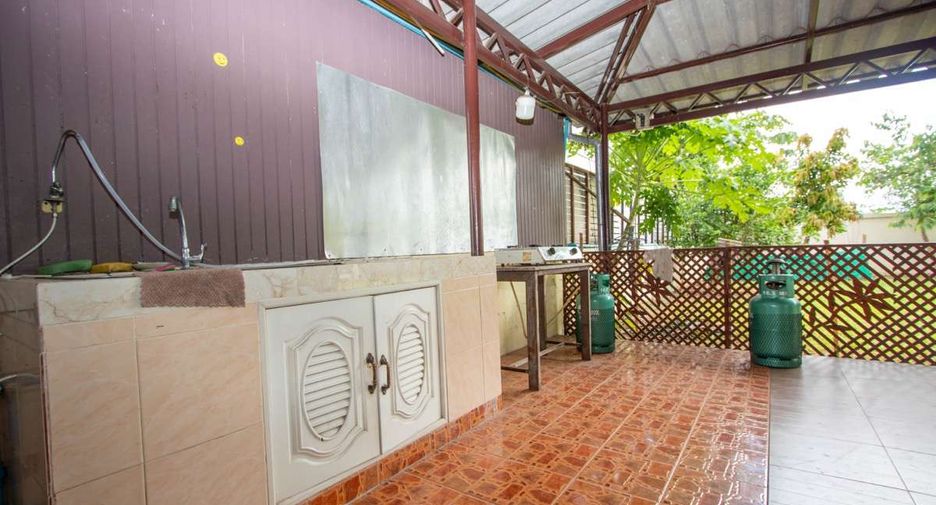 Haus zur Miete mit 4 Zimmer in San Kamphaeng, Chiang Mai