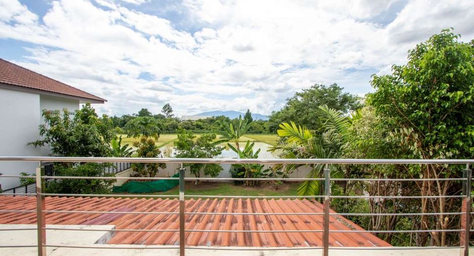 Haus zur Miete mit 4 Zimmer in San Kamphaeng, Chiang Mai