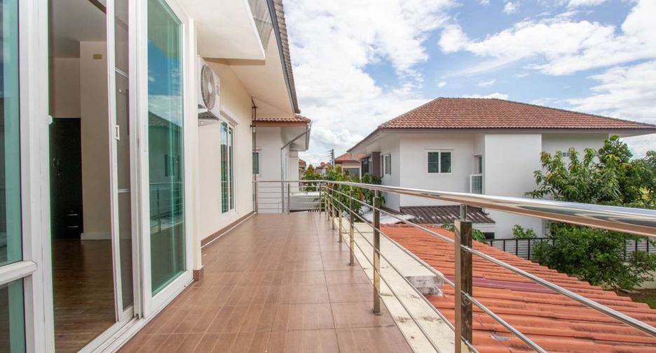 Haus zur Miete mit 4 Zimmer in San Kamphaeng, Chiang Mai
