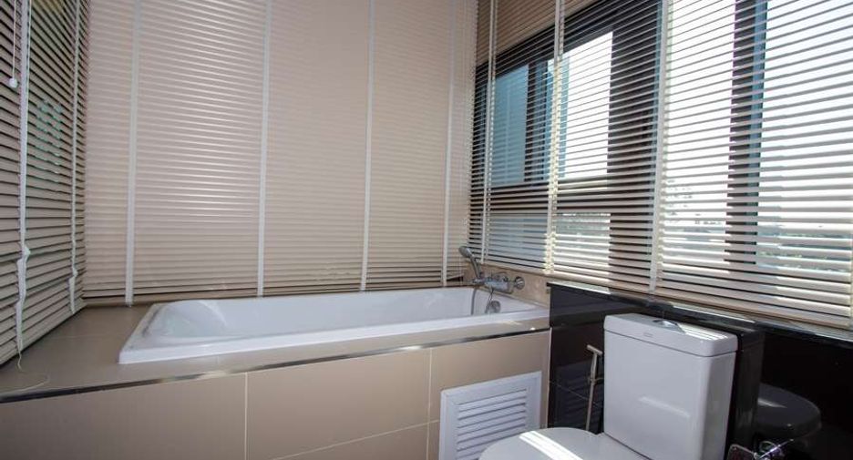 For rent 2 bedrooms condo in Mueang Chiang Mai, Chiang Mai