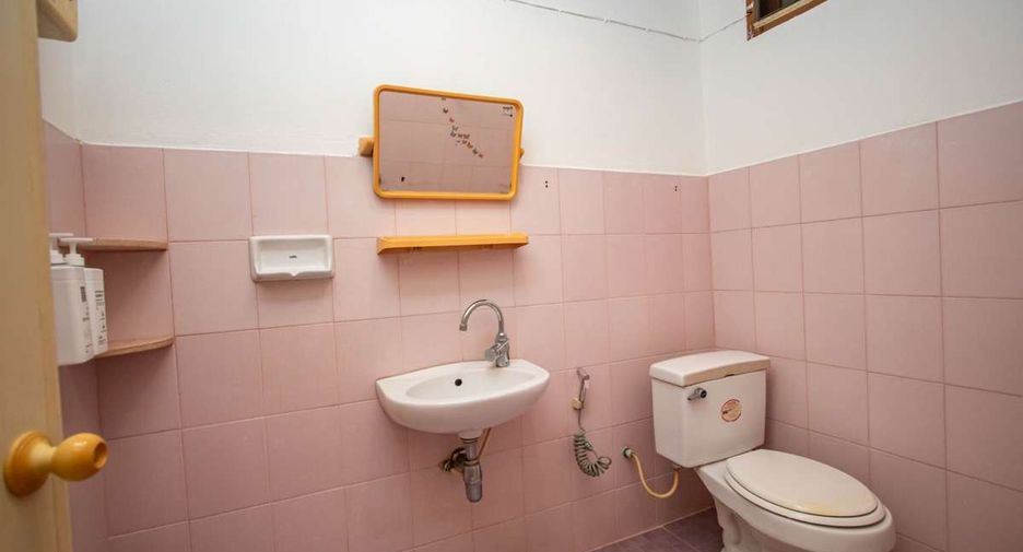 Haus zur Miete mit 3 Zimmer in Saraphi, Chiang Mai