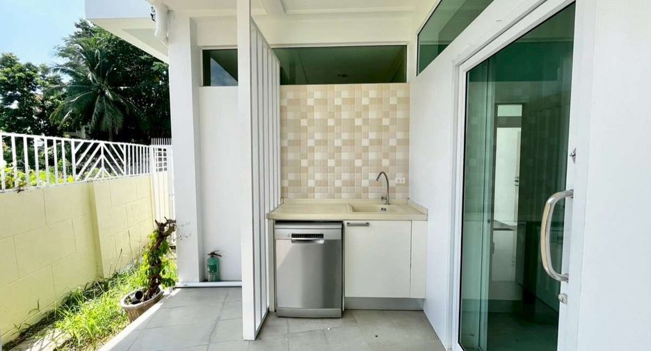 For rent 4 bedrooms house in Hang Dong, Chiang Mai
