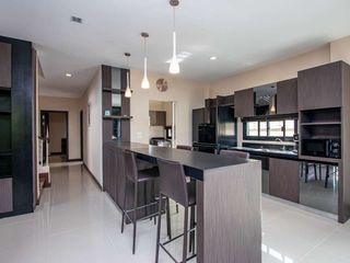 For rent 4 bedrooms house in Saraphi, Chiang Mai