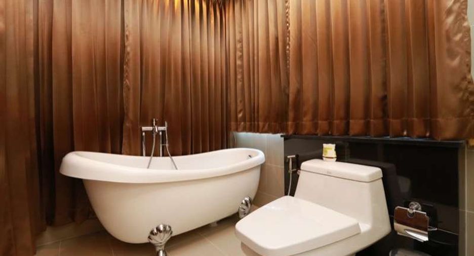 For rent 2 bedrooms condo in Mueang Chiang Mai, Chiang Mai